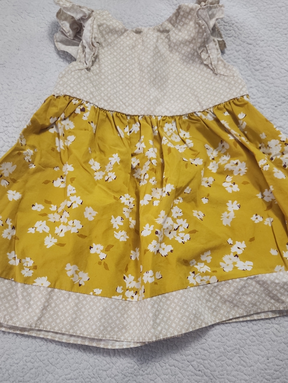 Ricrac & Ruffles fall top Size 5